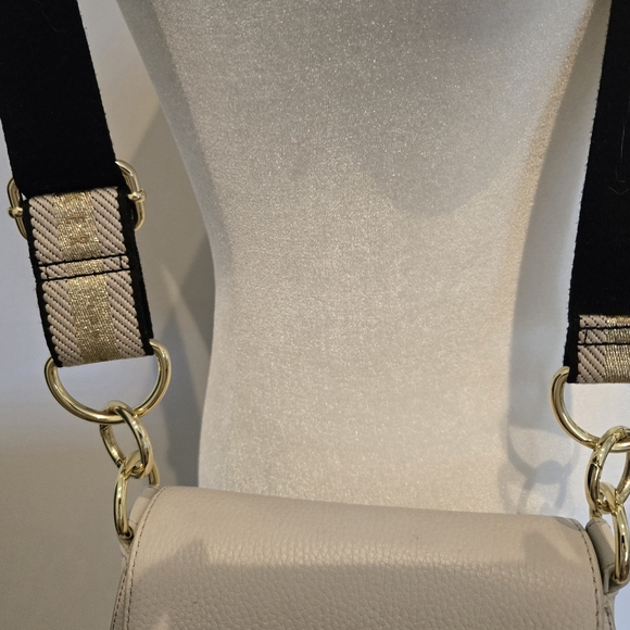 Ted Baker Amali Leather Round Cross Body Bag - Picture 3 of 8